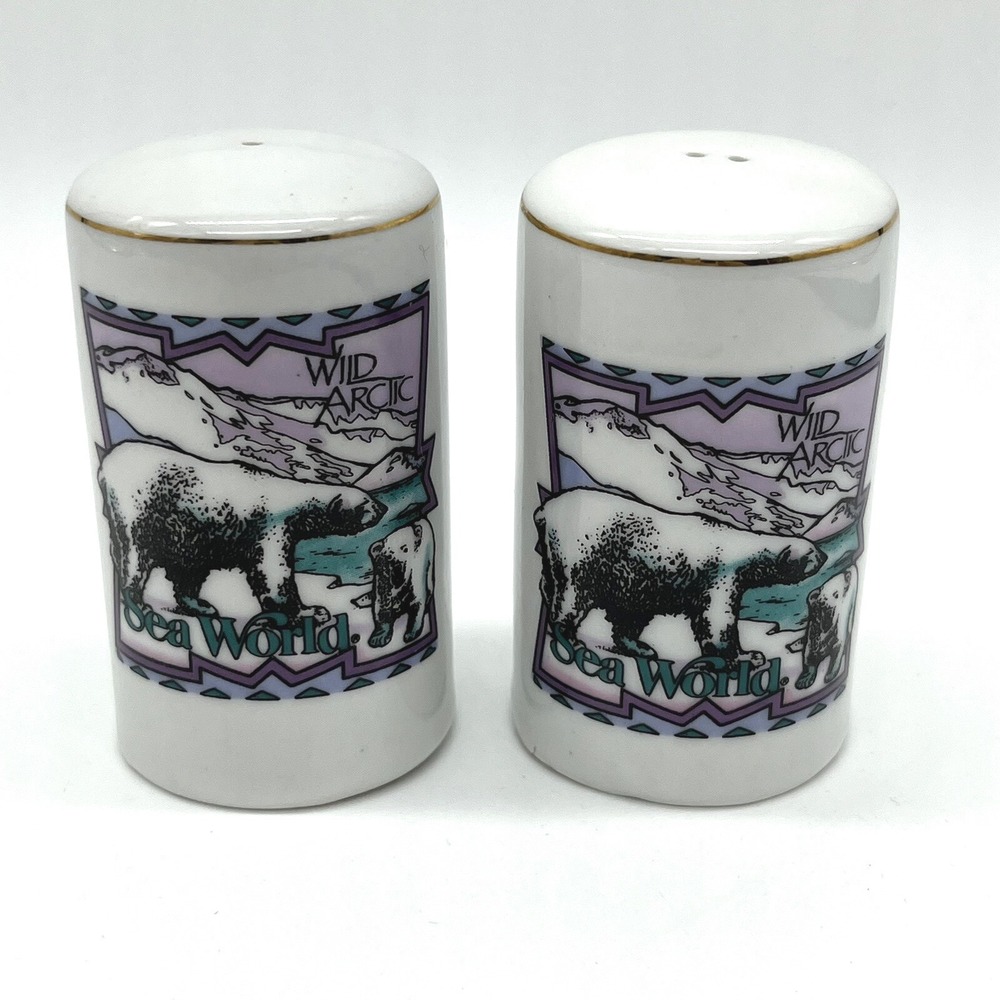 Sea World Wild Arctic Polar Bear Salt Pepper Shakers Porcelain Gold Trim 90s